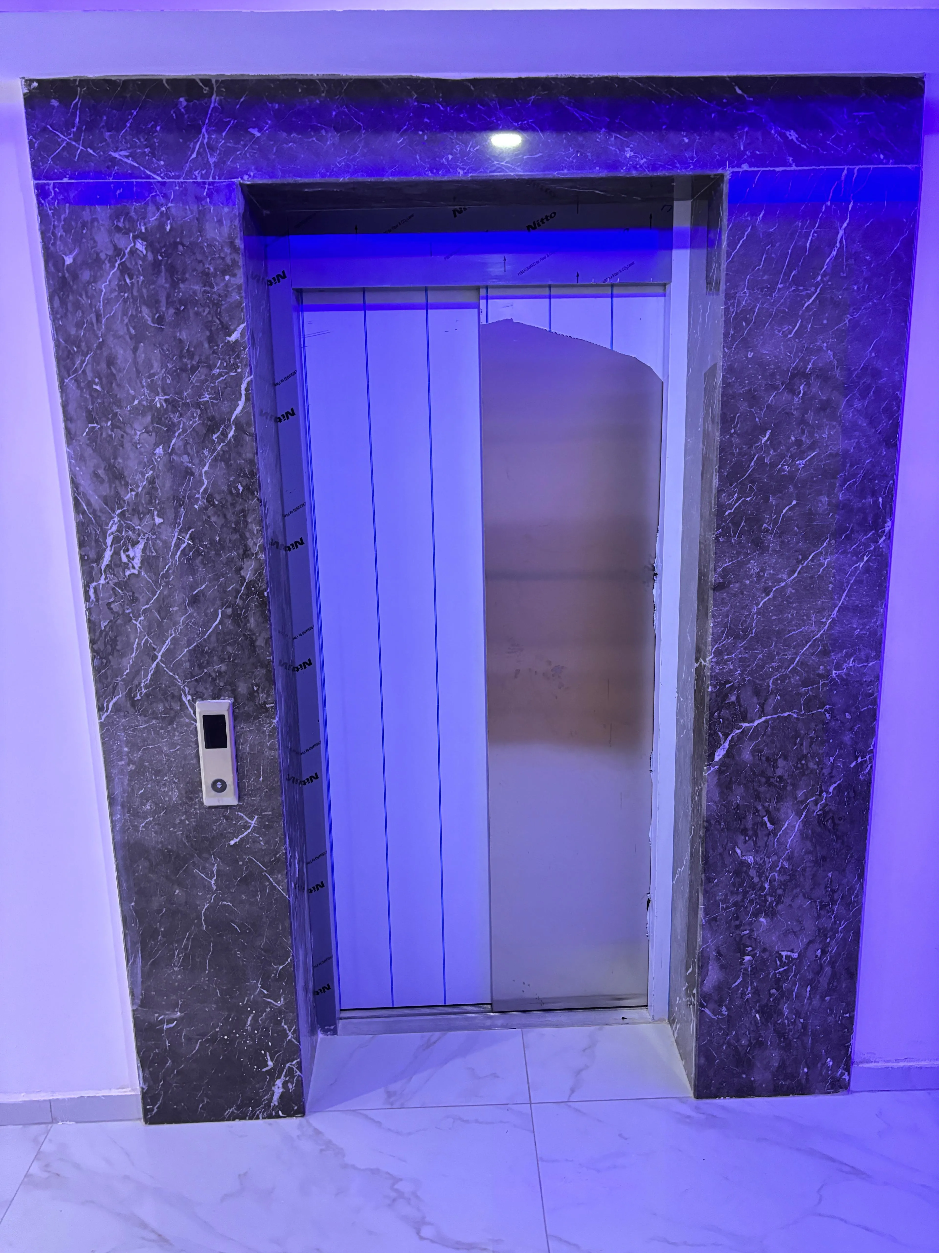 Ürkmez'de Ayrı Mutfak 130 M² 3+1 Asansörlü Satılık Daire